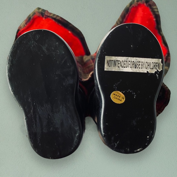 20” Elegantly Dressed Holiday Ceramic Dog Figurine Golden Retriever Yellow Lab - Picture 12 of 13